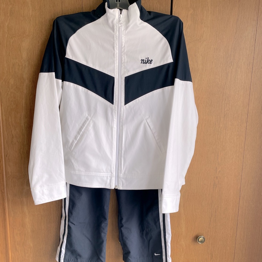 Nike Cropped Track Pants with Jacket size M (8-10)